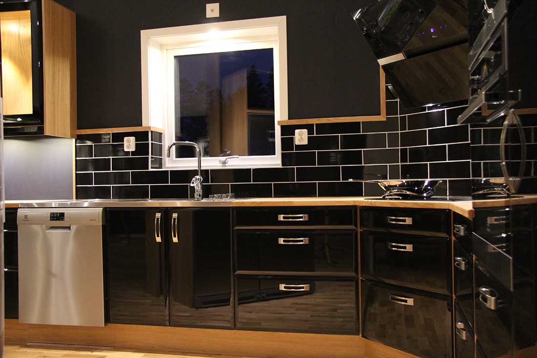 Onyx Koket Svart Novaflex Se